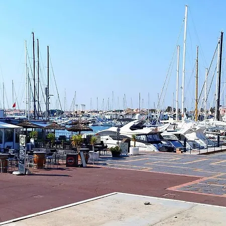 Cap Sud: Terrasse; Clim; Centre Port Du Cap D'agde Apartment Agde